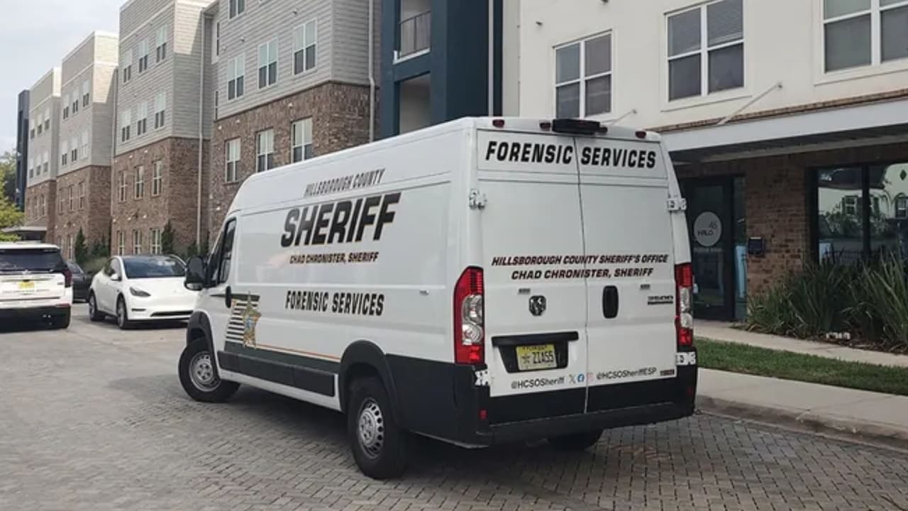 Identifican a estudiante hallado muerto como sospechoso de apuñalamiento en Tampa