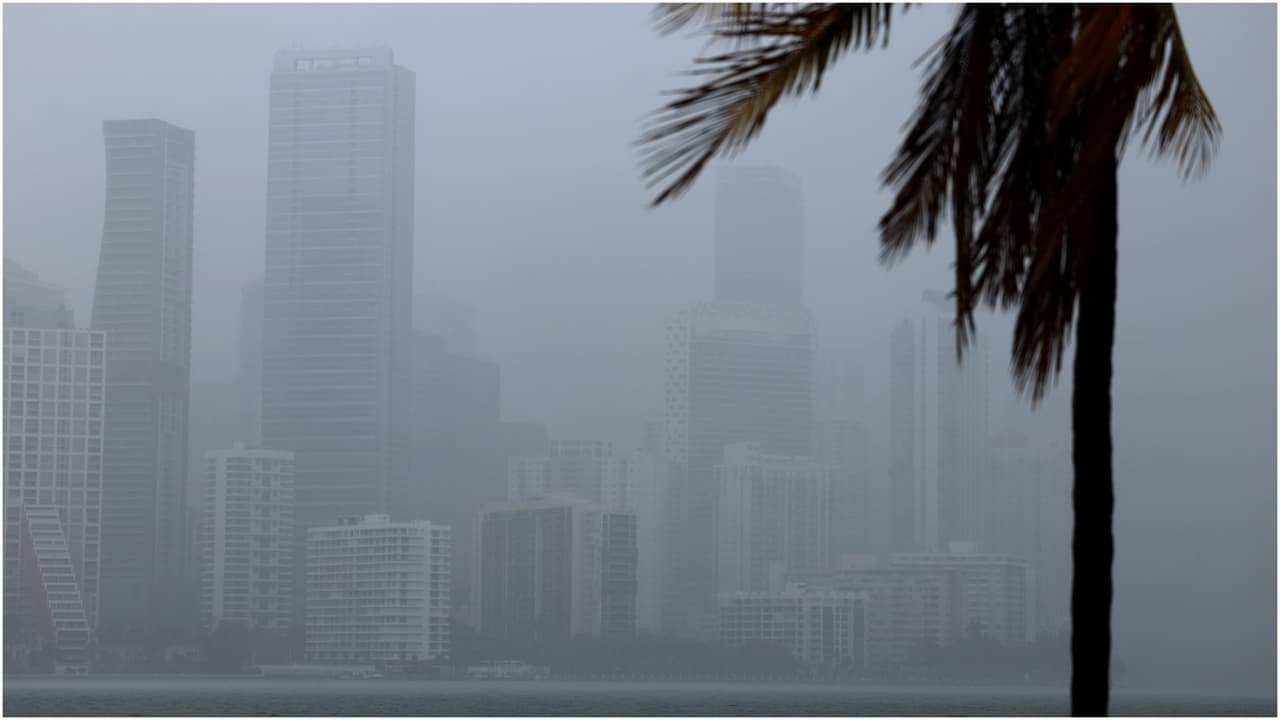 Lluvias, tormentas y posibilidad de inundaciones: el pronóstico para este jueves en Miami
