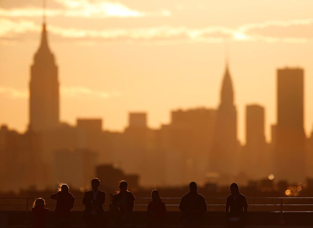 Alerta de calidad del aire en Nueva York por incendios forestales: advierten riesgos para los grupos sensibles