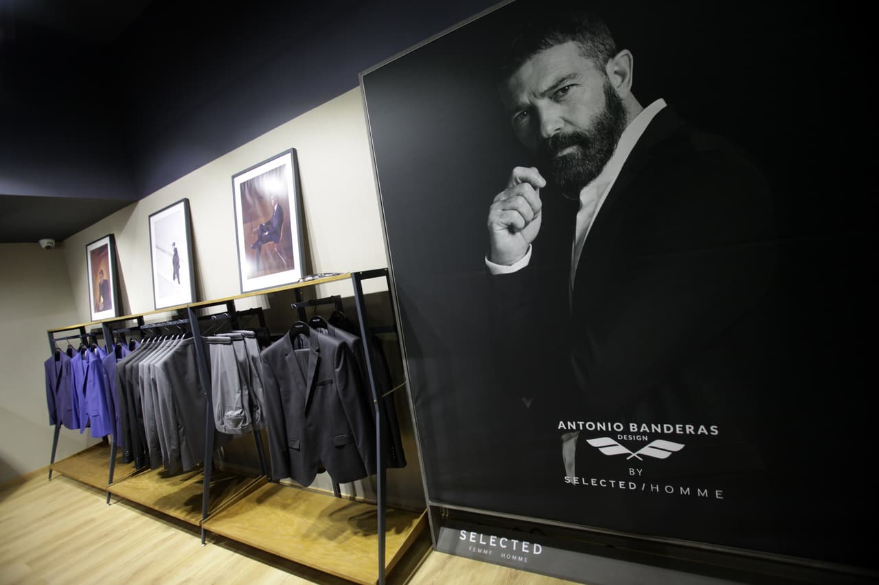 Antonio también fue el modelo de dicha colección que lleva su nombre.