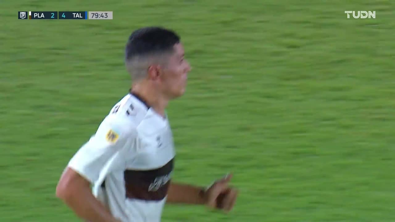 ¡No se rinden! Platense se acerca con peligro 2-4 a Talleres