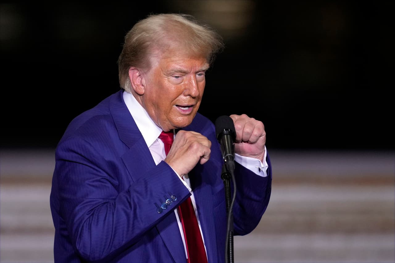 Trump pide a una corte federal intervenir en el caso Stormy Daniels en nuevo intento para retrasar la sentencia del juez Merchán