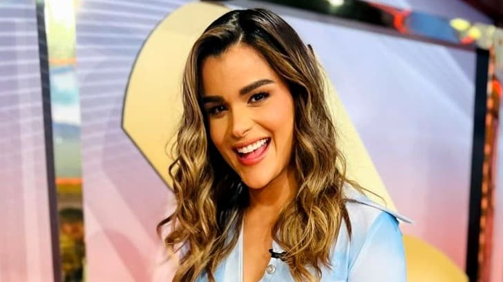 Clarissa Molina emocionada de conducir Premio Lo Nuestro por primera vez