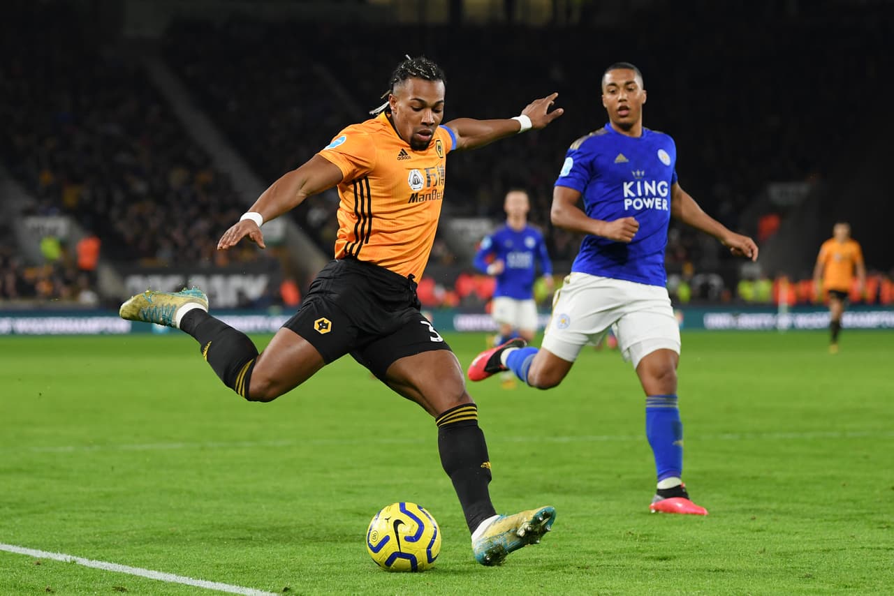 El compañero en el ataque de Raúl, Adama Traoré, ingresó en la segunda mitad.