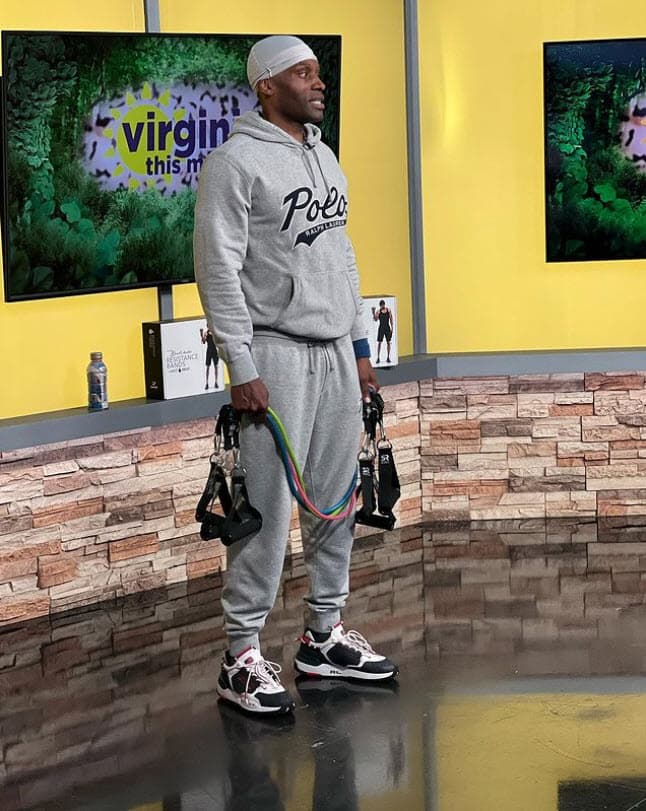 El deportista agregó que no hubo nada que pusiera en peligro la salud de Kim durante el proceso para perder peso.
<br>