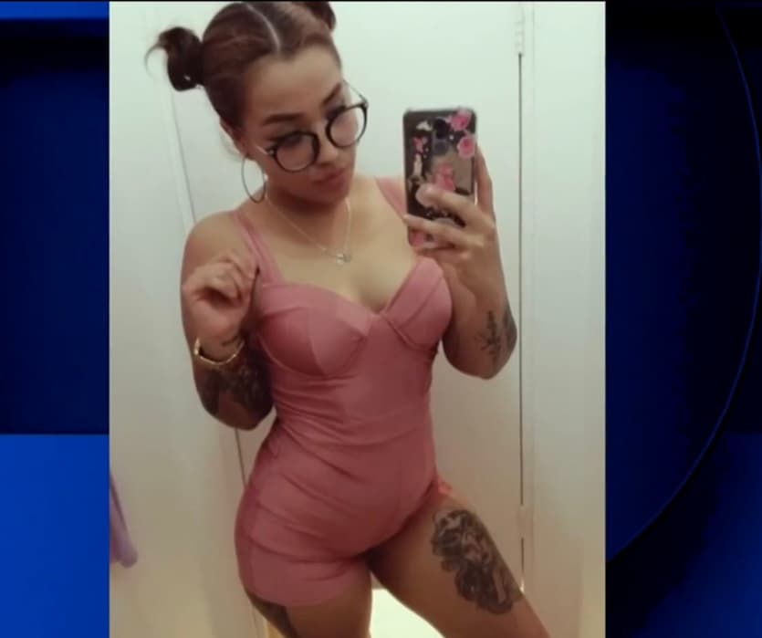 Su madre, quien la acompañó durante la 
<a href="https://www.univision.com/temas/cirugia">operación</a>, pronto vio salir a la doctora del quirófano y la escuchó decir que la presión arterial de Cinthia había subido demasiado,
<b> por lo que había que trasladarla hasta un hospital. </b>
<br>