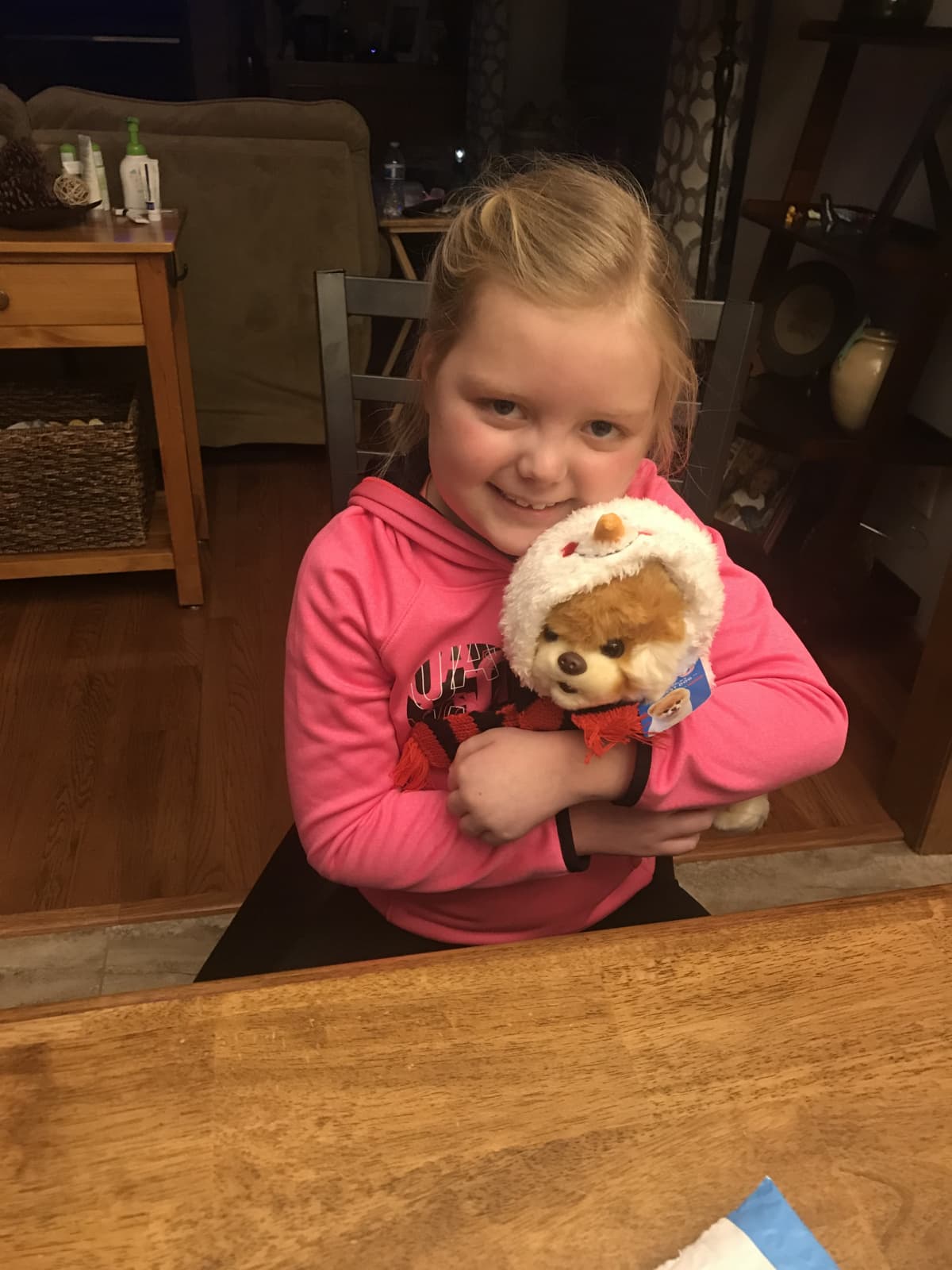 Hasta el momento 
<b>han recibido más de 200,000 cartas y siguen llegando. </b>La página de Facebook 
<a href="https://www.facebook.com/emmalovesdogs7/?tn-str=k%2AF"><u>Team Emma - Emmalovesdogs7</u></a> ya también ha alcanzado a 250,000 personas.