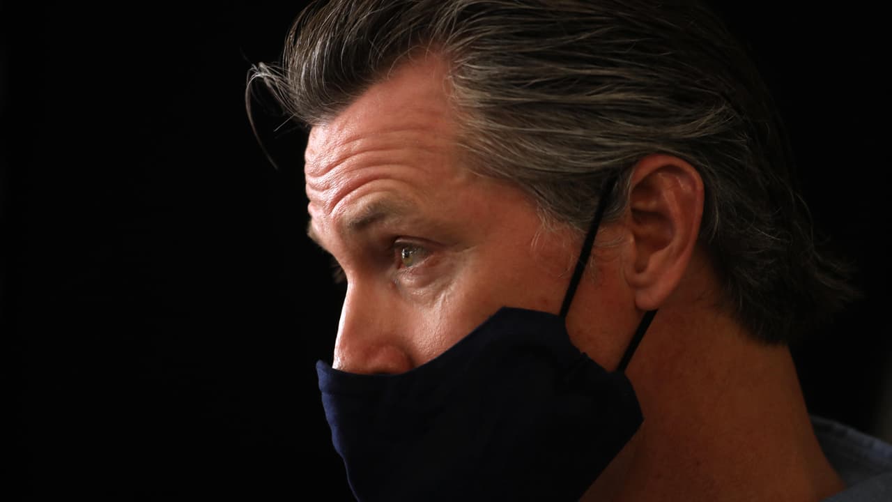 California valida firmas suficientes para convocar una elección revocatoria contra el gobernador Gavin Newsom