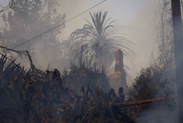 Si usted o un miembro de su familia están teniendo dificultades para respirar debido a la inhalación de humo, no dude en ponerse en contacto con su profesional de la salud. Fuente : Entravision San Diego