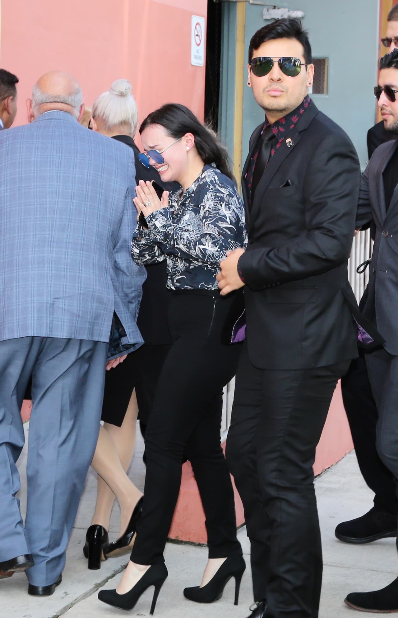 Noreña advirtió que "no sabía" de la relación que, según ella, Mayer mantenía con Monique Cordona, hijastra de José José, así como con la propia Sarita Sosa.
<br>