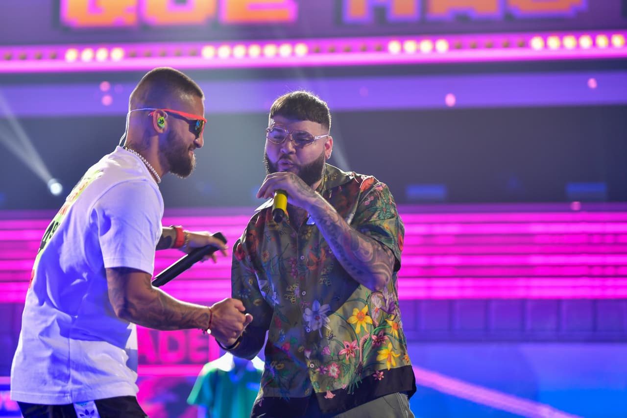 Maluma tuvo un día muy ajetreado. Además de Reykon, también tuvo que ensayar con Farruko, en uno de los números más esperados de la noche.