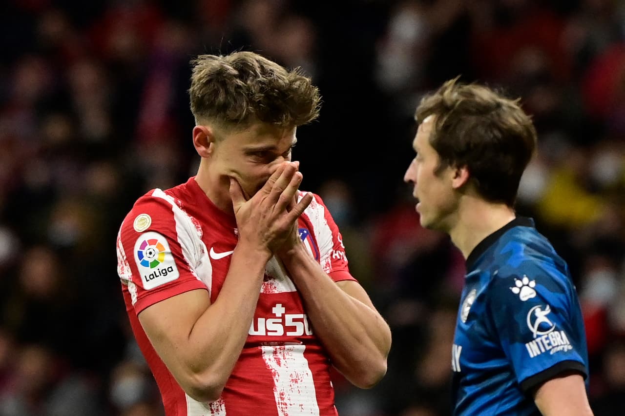 El Atlético de Madrid goleó al Alavés con sendos dobletes de Joao Félix y Luis Suárez.