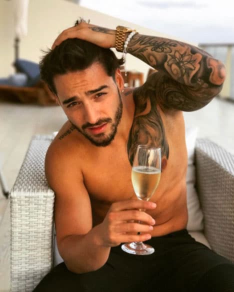 Pero sin duda las fotos de Maluma que más 'likes' tienen son aquellas donde presume su buen físico.