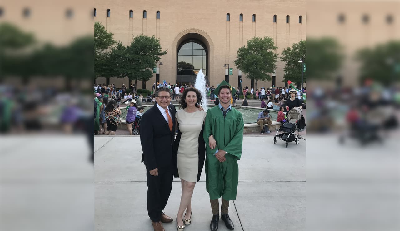 Emilio studied social communication and wants to work in radio.