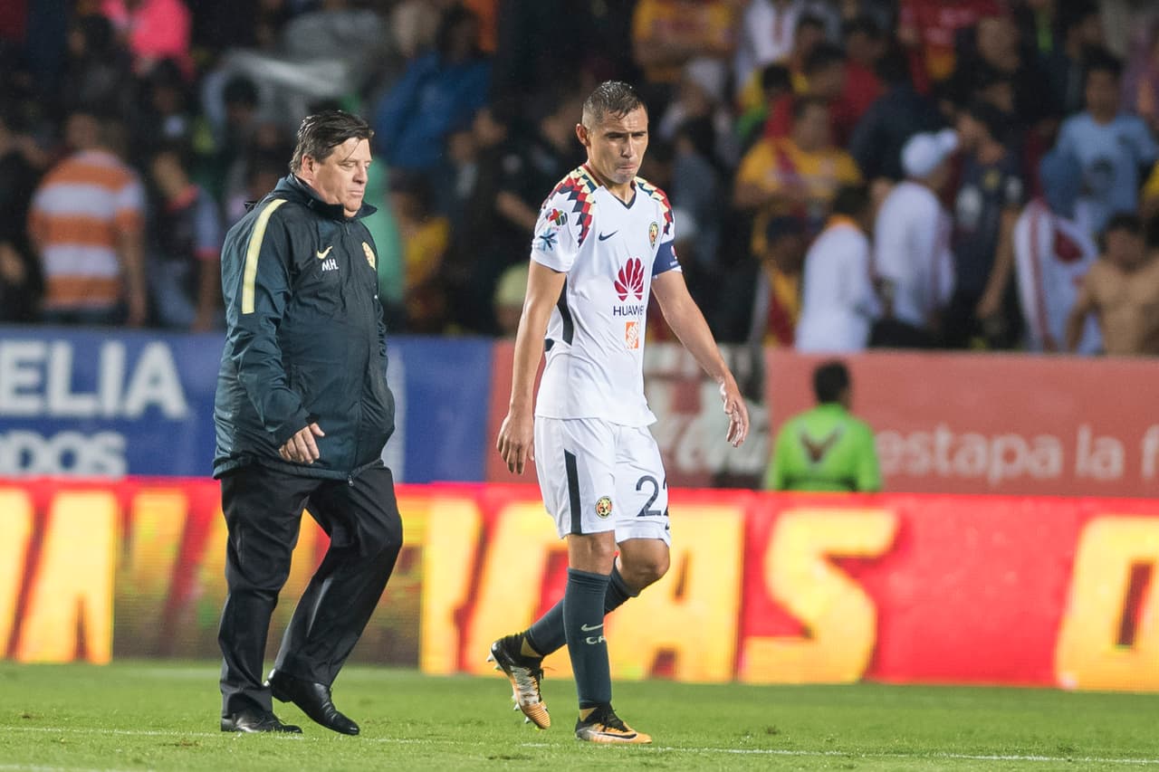 Miguel Herrera a Paul Aguilar: “Te acompaño en tu dolor”