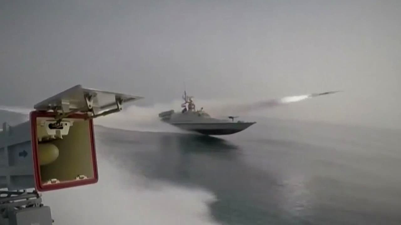 El Comando Central desmiente impacto de misiles iraníes contra buque naval de EEUU
