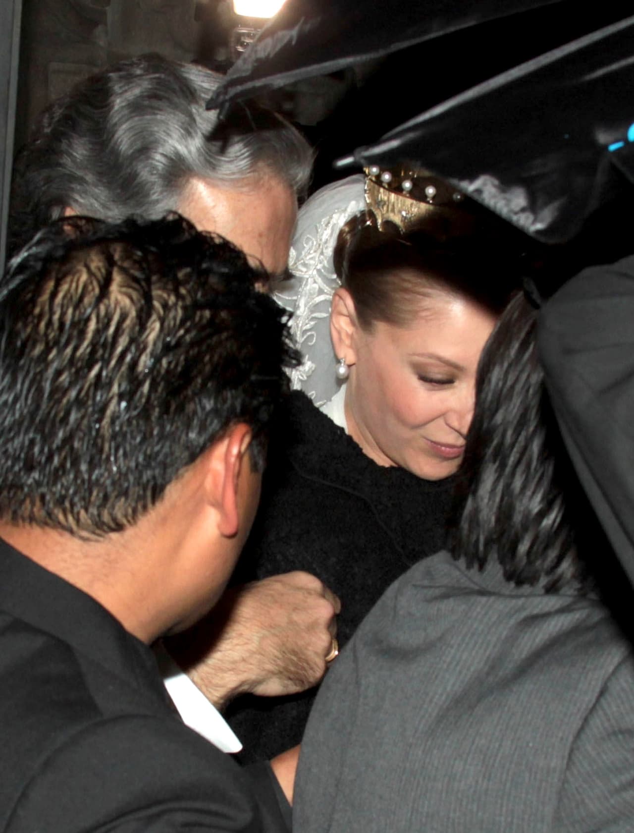 El 24 de septiembre de 2010, Edith se casó con Lorenzo. La actriz llegó al altar de la mano de su hermano 
<b>Víctor Manuel González</b>.