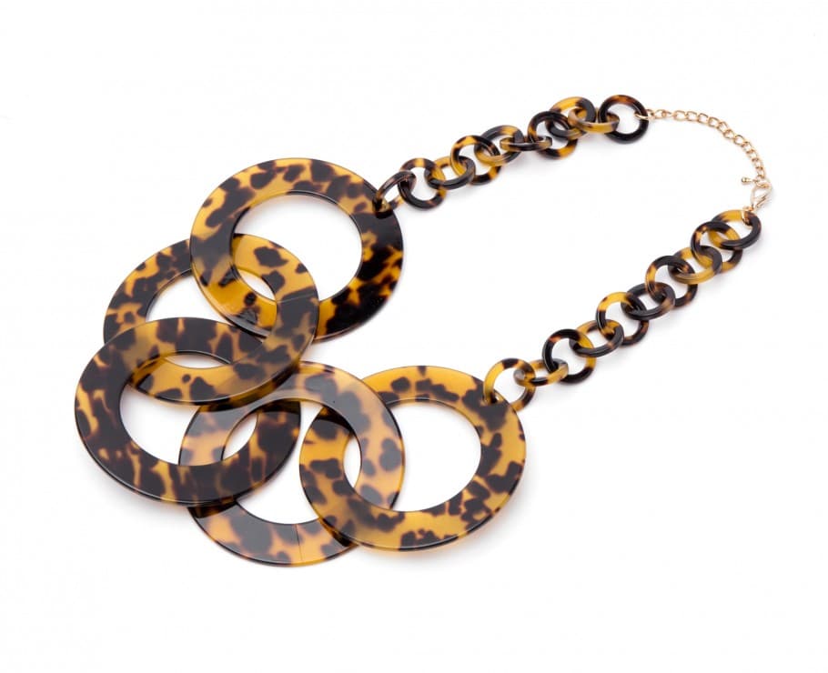 Calzado, bisutería, bolsos, carteras... la colección de accesorios ofrecidos por 'Frances Valentine' era diversa y sofisticada.