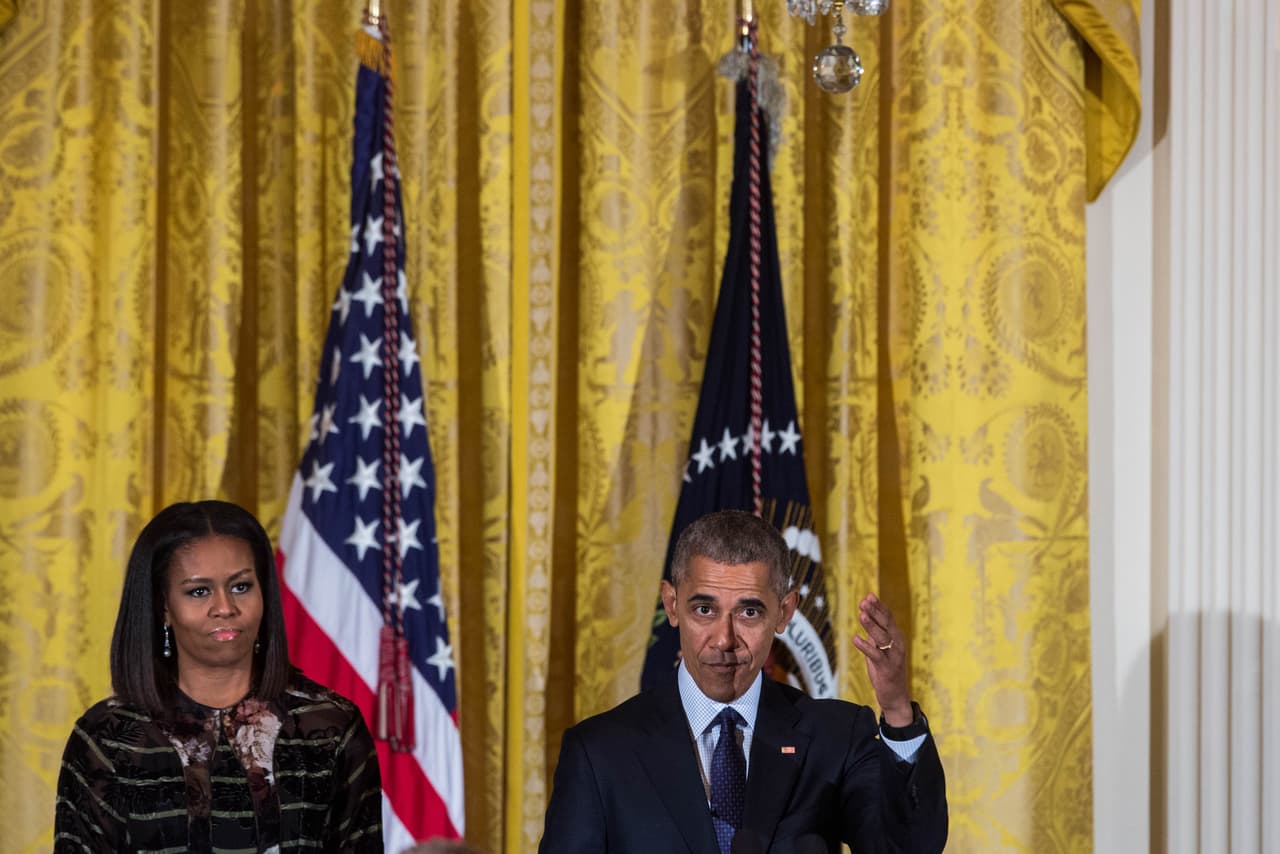 Después de fuertes pujas, la editorial Penguin Random House logró quedarse con los derechos del libro que escribirán Michelle y Barack Obama, ahora que han dejado la Casa Blanca.