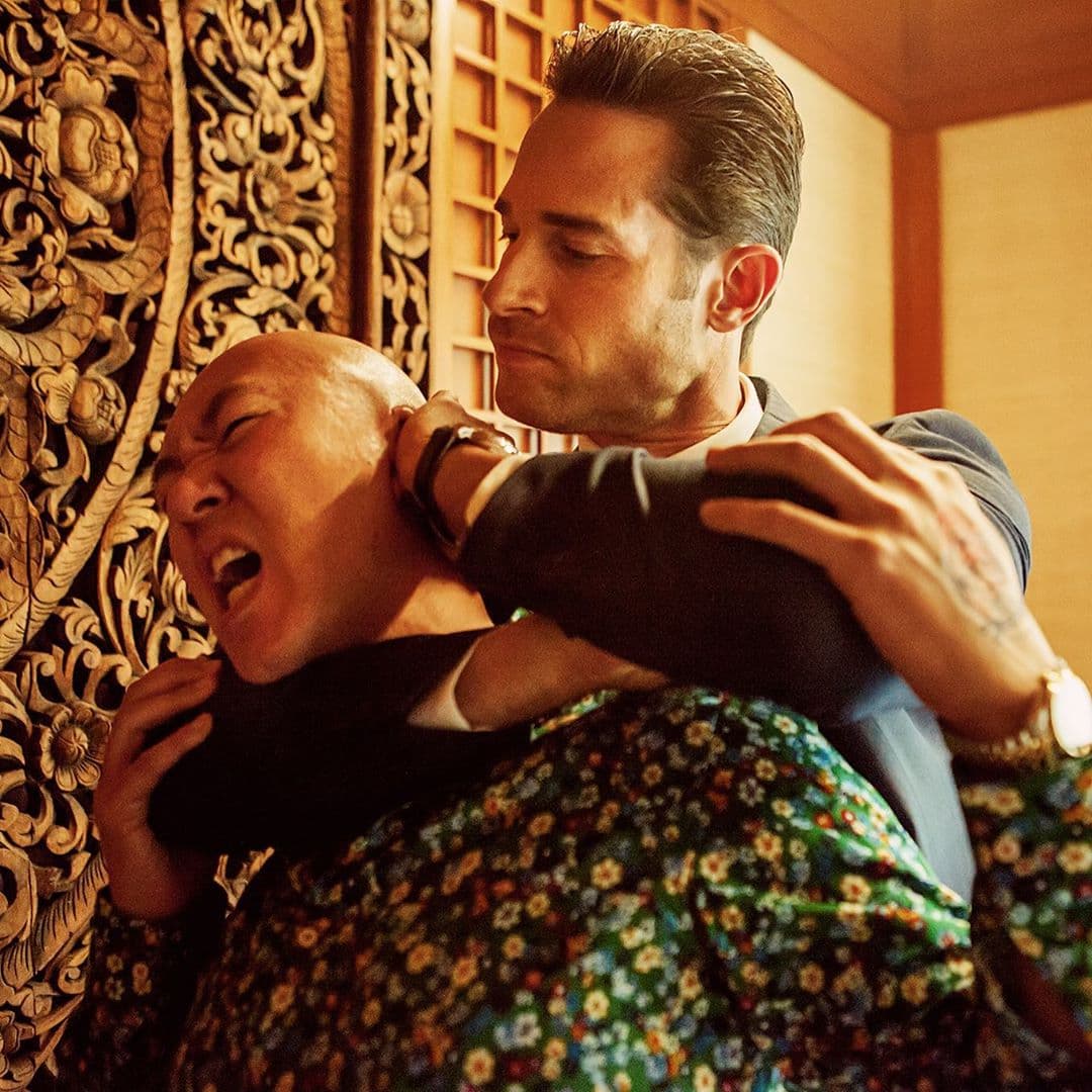 “Es un personaje totalmente contemporáneo, que aborda el tema del narcotráfico de una manera más actual, sobre todo con un personaje que no está empoderando a los villanos o a los malos”, dijo el argentino en exclusiva para Las Estrellas.