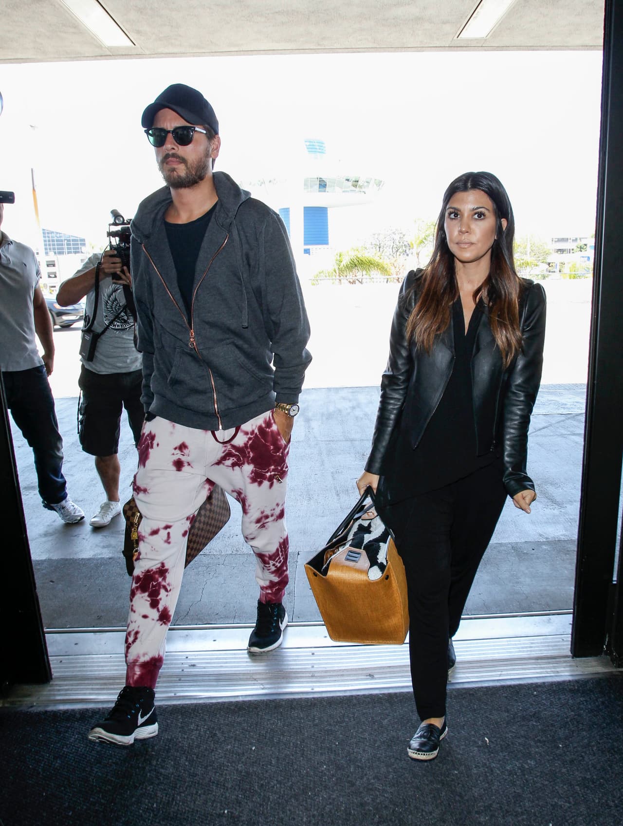 Al parecer la parejita se reunió en el lanzamiento del libro de su amigo Rich Wilkerson Jr. en Malibú.