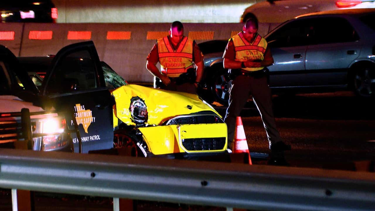 Un oficial (trooper) del
<a href="https://www.dps.texas.gov/" target="_blank">Departamento de Seguridad Pública de Texas (DPS, por sus siglas en inglés)</a> se encuentra
<b>en estado crítico tras ser atropellado mientras trabajaba en la escena de un accidente en la madrugada del lunes.</b>