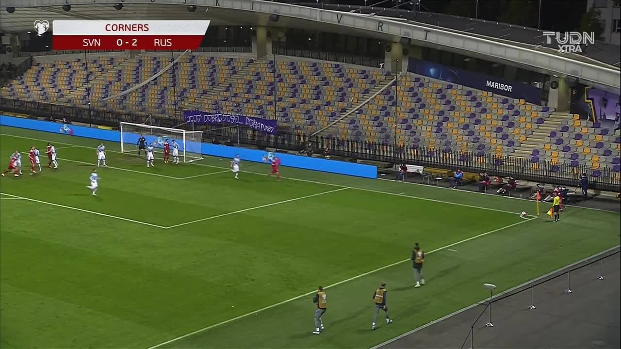 ¡GOL!  anota para Rusia. Georgi Dzhikiya