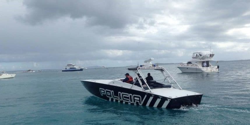 Arrestan a surfista por violar el toque de queda en Rincón