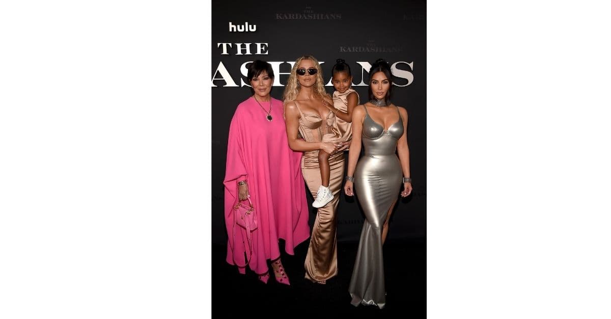 The Kardashians (2022)