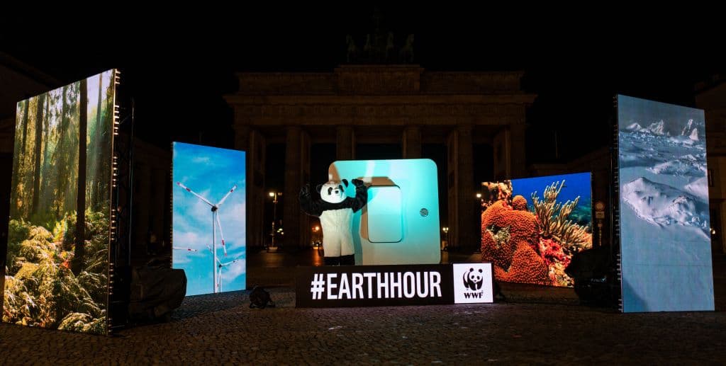 En Estados Unidos trabaja con empresas productoras de alimentos para la reconstrucción de hábitats naturales de esta mariposa y otros polinizadores.