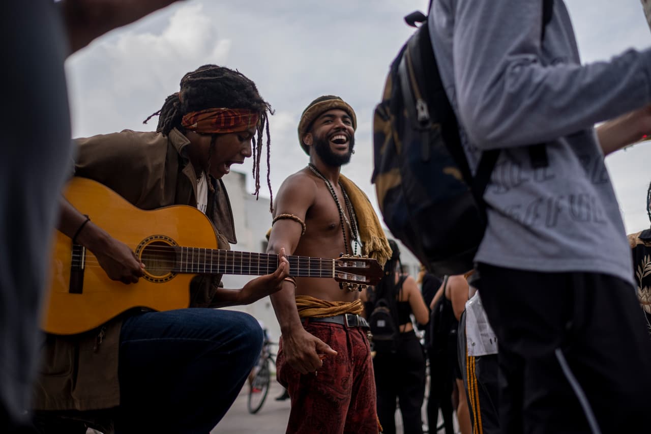 Este miércoles se incrementaron los nuevos contagios de coronavirus en Florida en más de 1,300, la cifra más alta registrada desde el pasado 17 de abril.