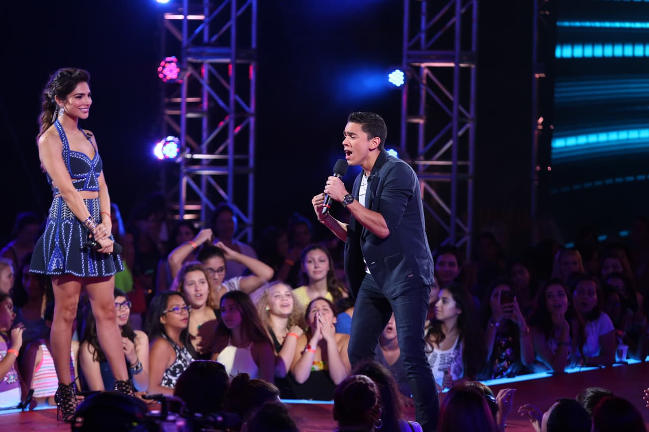 Otro chico que nos dejó boquiabiertos con su fuerte voz y old soul. In love!