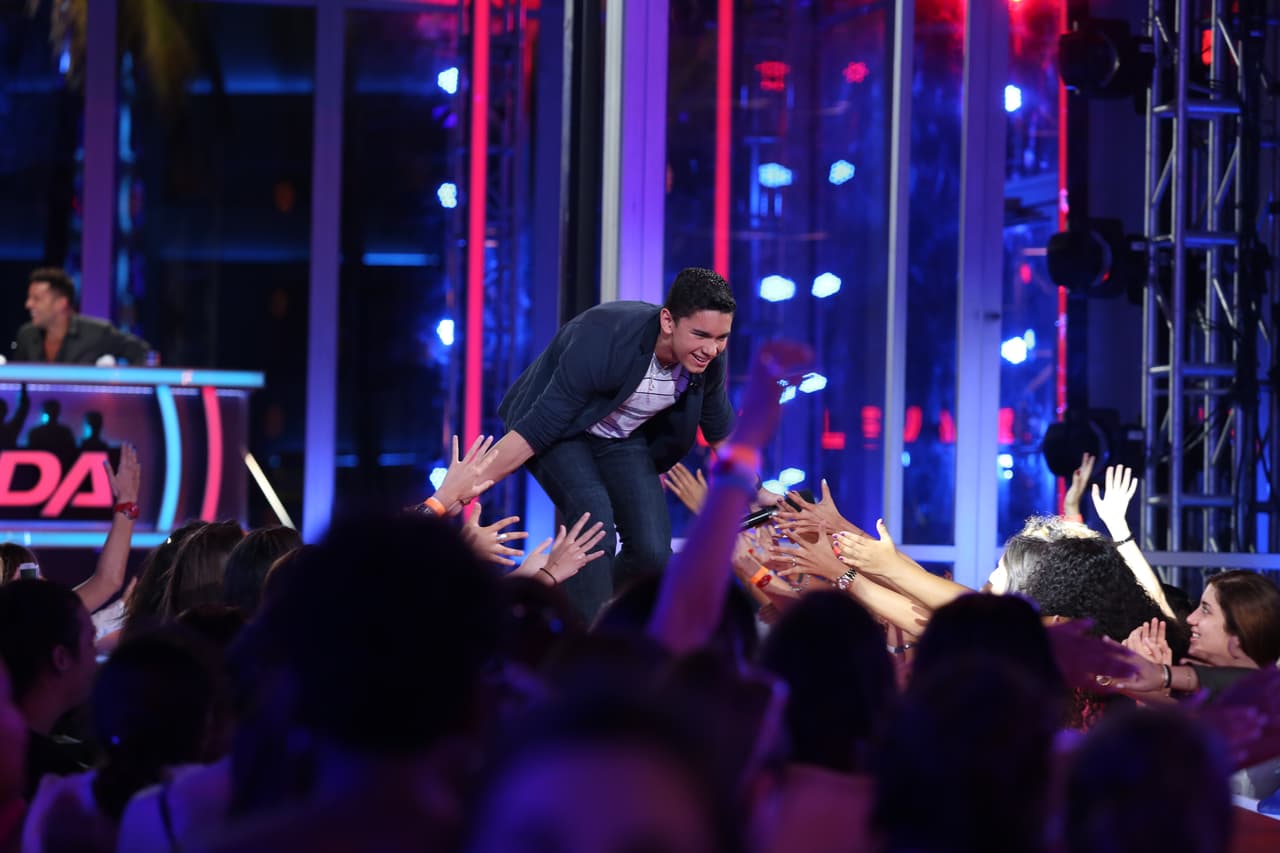 Otro chico que nos dejó boquiabiertos con su fuerte voz y old soul. In love!