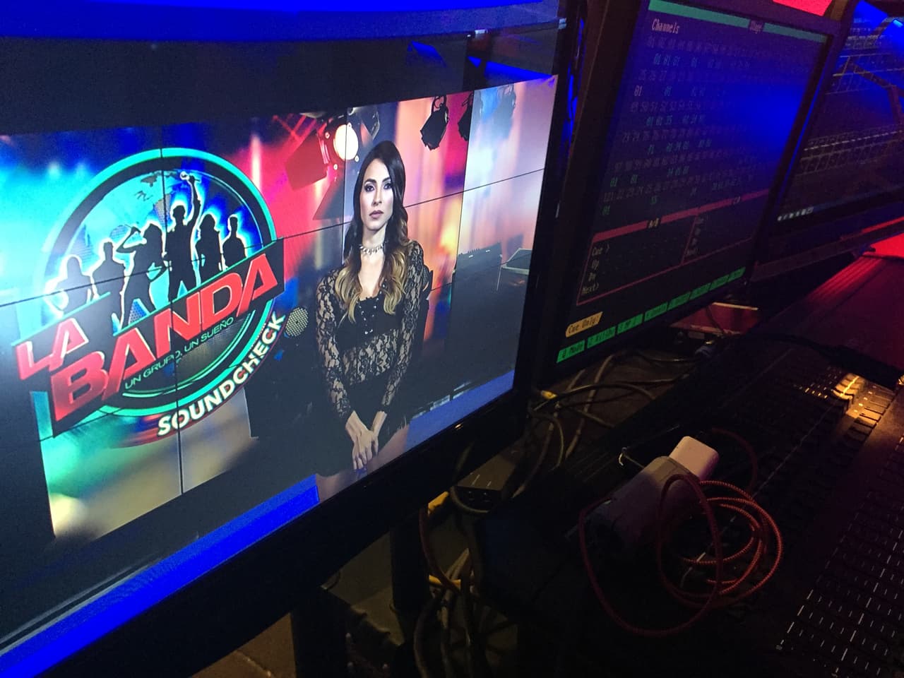 Patricia y José compartieron con los exparticipantes de la primera edición de La Banda, Joshua, Jaime y Sebastián, entre otros invitados en la primera grabación del programa.