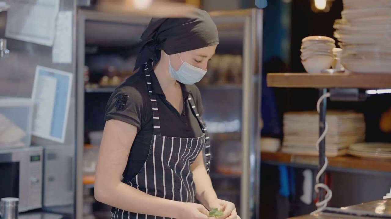 Cambios laborales para trabajadores de Chicago: aumento de salario mínimo, y días libres pagados 