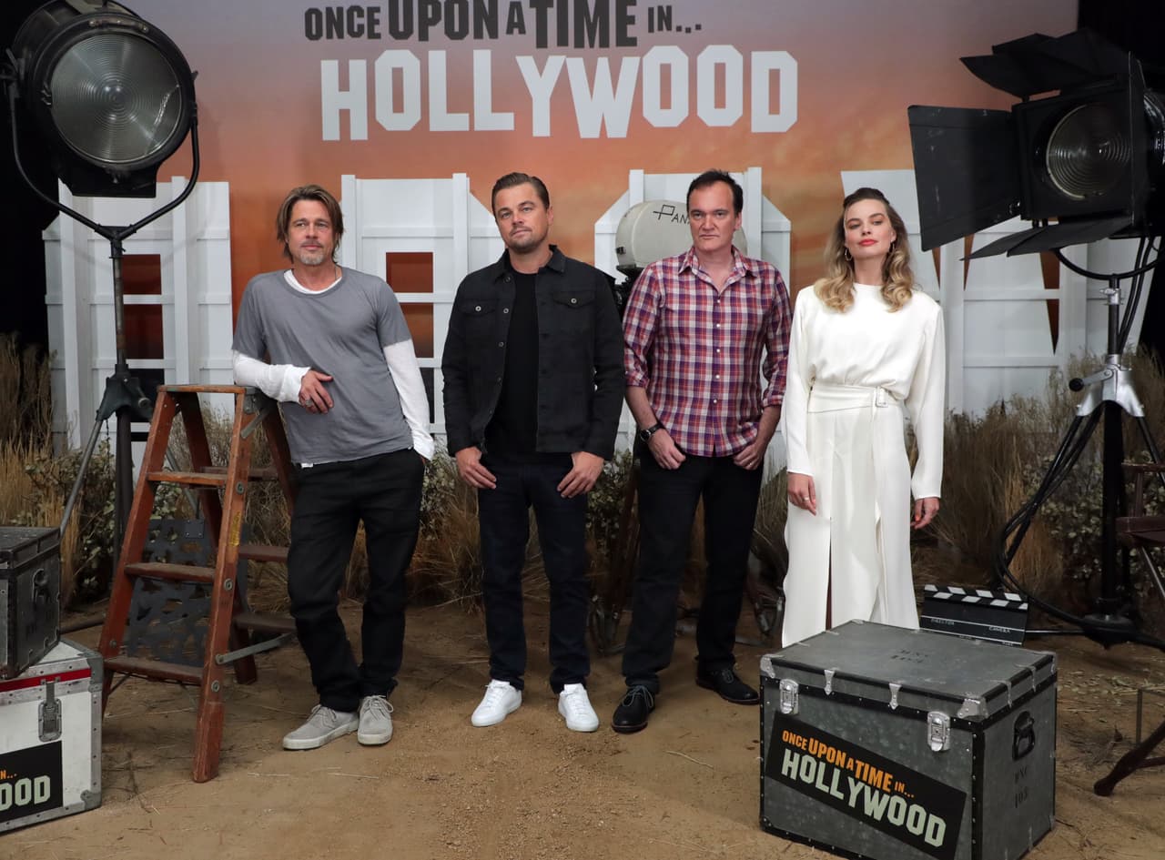 Photo ¬© 2019 REX Features/Shutterstock /The Grosby Group Beverly Hills, 11 July 2019 Brad Pitt, Leonardo DiCaprio, Producer/Writer/Director Quentin Tarantino and Margot Robbie seen at Sony Pictures ONCE UPON A TIME IN HOLLYWOOD Photo Call in Beverly Hills, CA