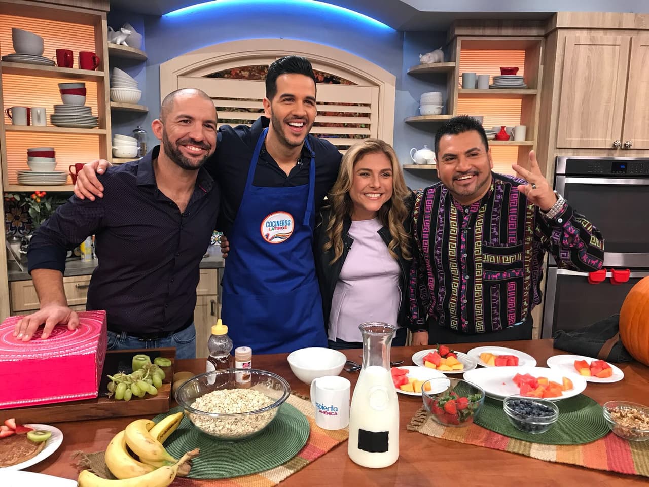 Estas tres grandes estrellas de la cocina compartieron con nuestro chef Yisus y con todos los televidentes, su emoción al poder compartir sus más deliciosas recetas.
