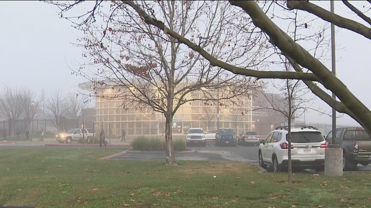 Preparatorias en Roseville regresan a clases presenciales en medio de la pandemia