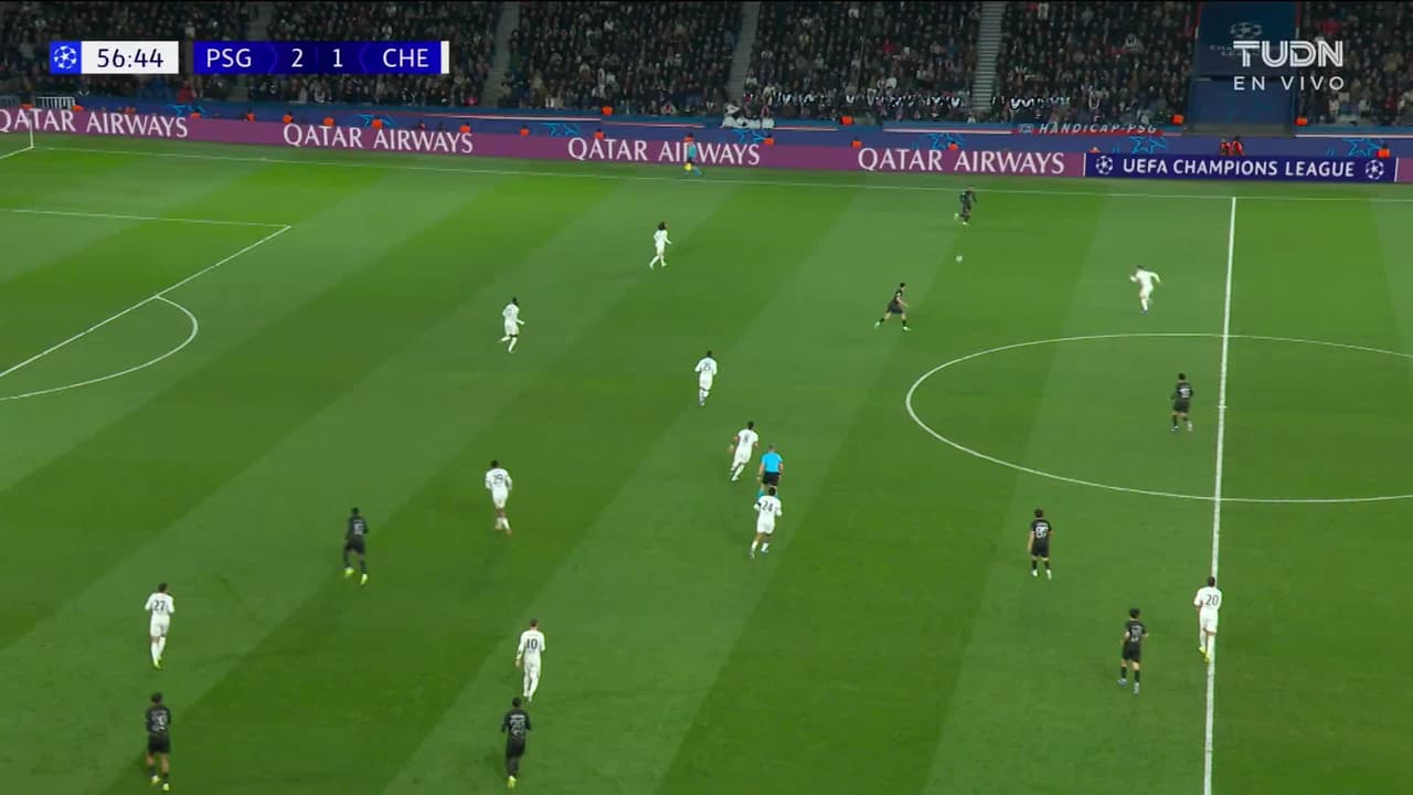 ¡GOL!  anota para Chelsea. Enzo Fernández