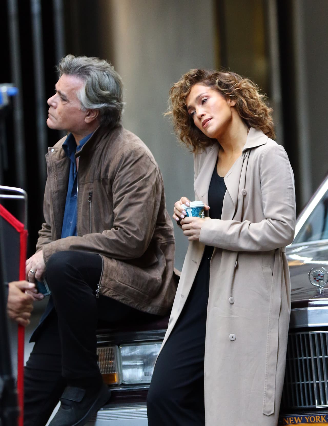 Así que se puso a hacer gestos y seguro a contar borregos en su mente.