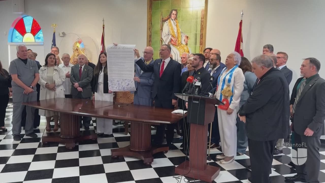 Exilio cubano firma acuerdo y presenta plan para una futura transición en Cuba