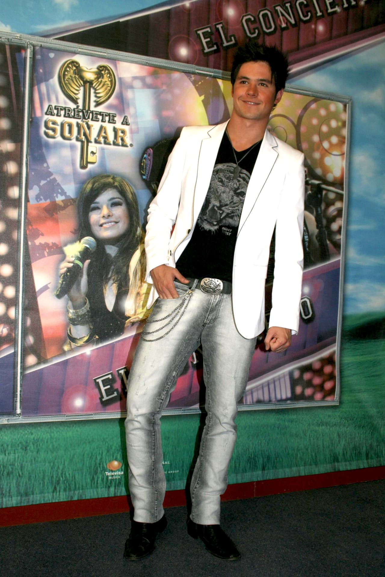 Los supuestos hechos ocurrieron durante un intento de Eleazar Gómez por salir del set de grabación. "Como no teníamos nada ahí adentro, a veces nos sacaban para darnos remedios o para ir a la enfermería o para ir al psicólogo".