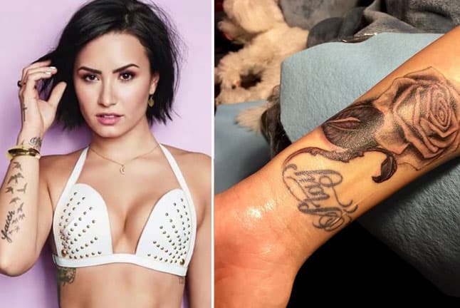 La cantante tiene dos tatuajes en las muñecas para cubrir las cicatrices, pero éstos dicen “stay strong’, ‘mantente fuerte’, lo que le recuerda diario que debe luchar por ella misma.
