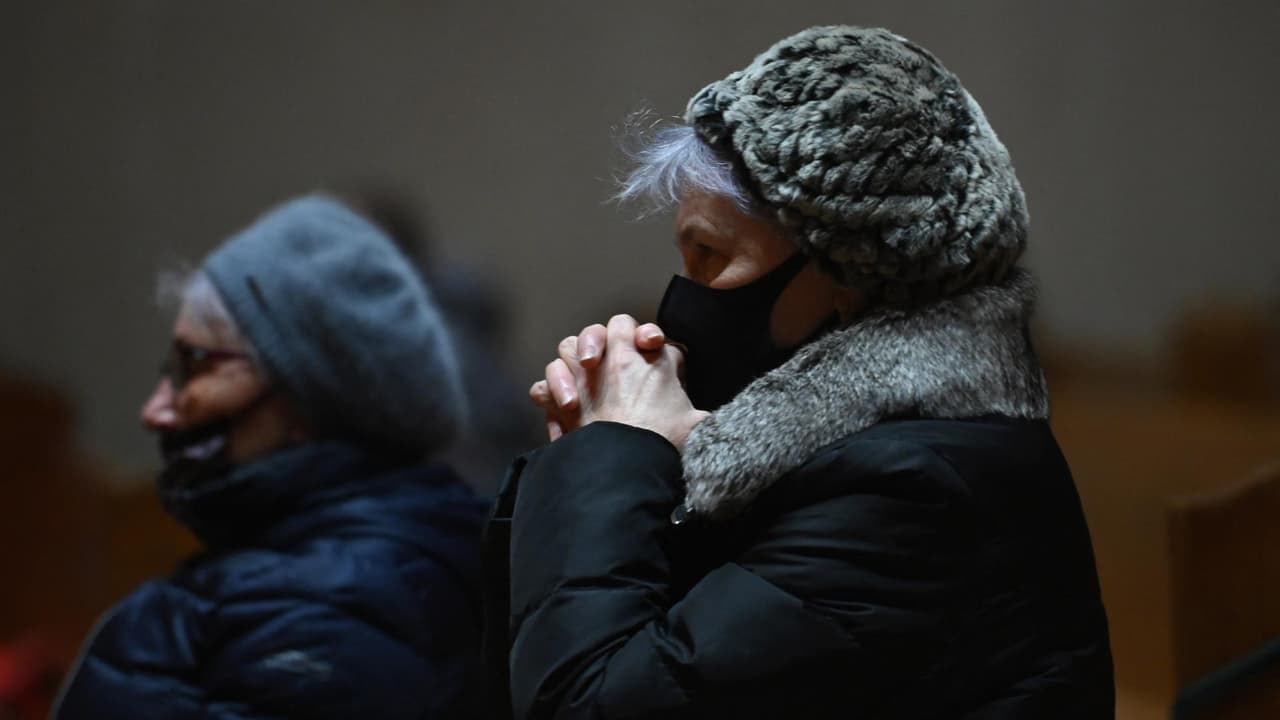 Zelensky dice que es "el blanco número 1" de Rusia en momentos en que Putin alienta un golpe militar