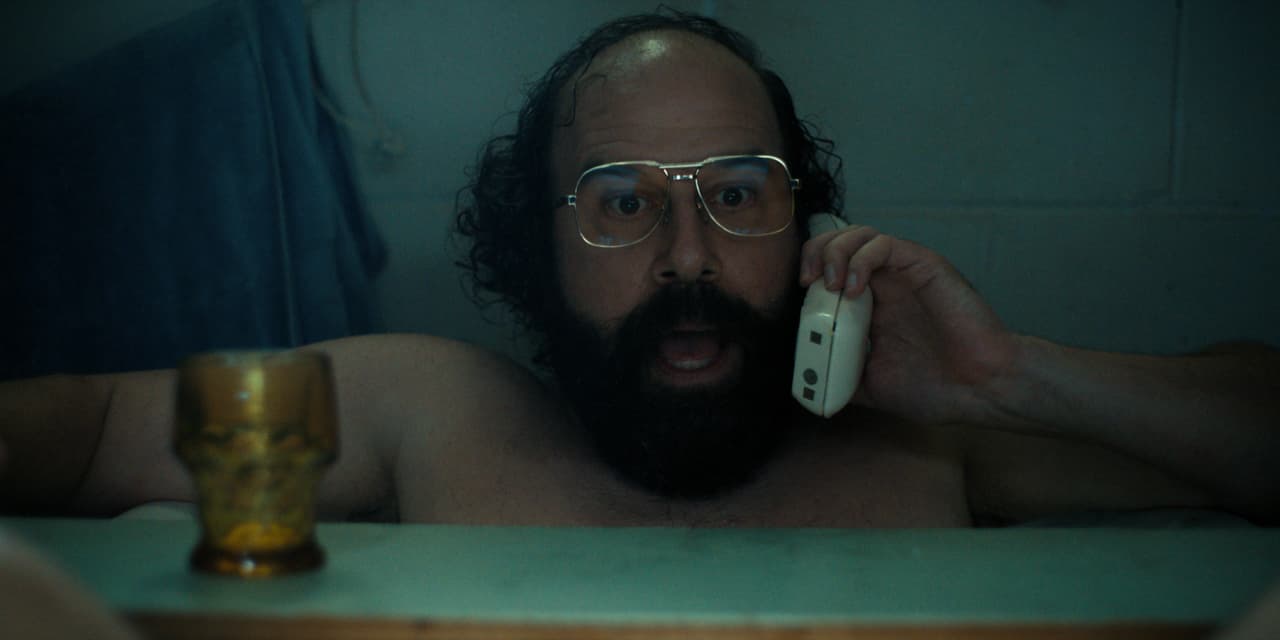 <b>Murray Bauman - Brett Gelman</b>
<br>Barba y lentes caracterizan el semblante de Murray desde su debut en la segunda temporada de la serie.