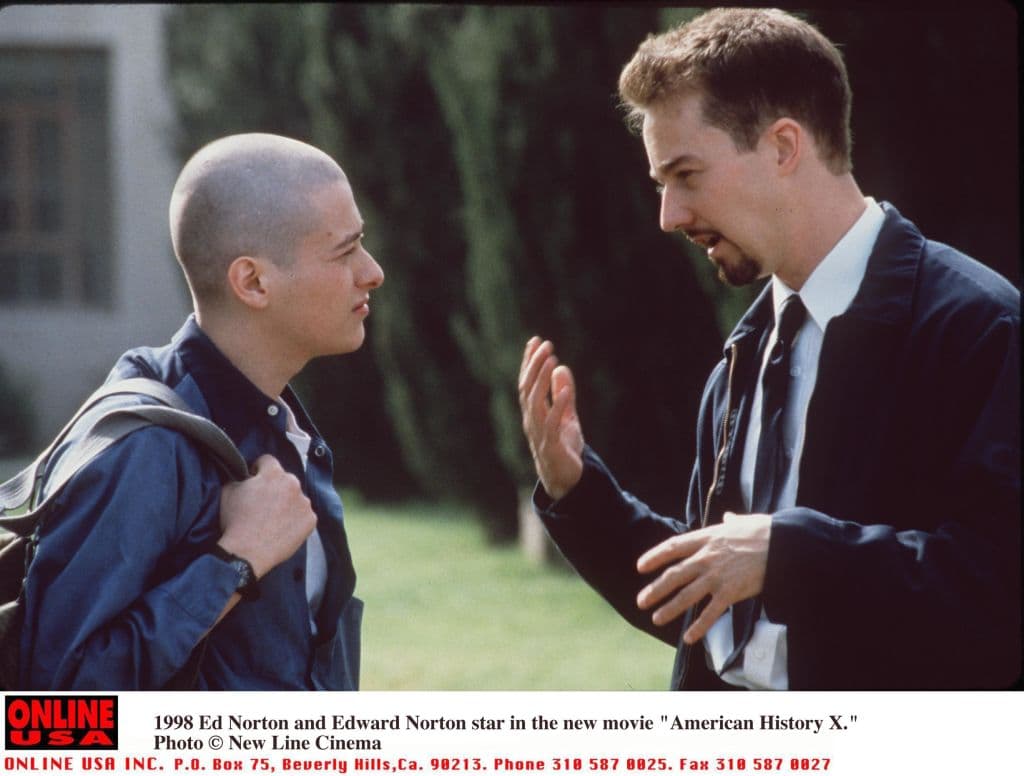 La cinta fue protagonizada por Edward Norton y relata la historia de dos hermanos que se unen a un grupo de skinheads neonazis. El mayor, llamado Derek, trata de evitar que Danny, el miembro más pequeño de la familia, cometa los mismos errores que él.