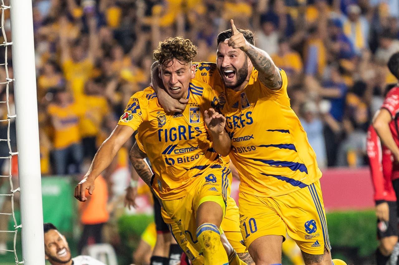 Igor LIchnovsky hizo el 4-1 con el que avanzaba la UANL.