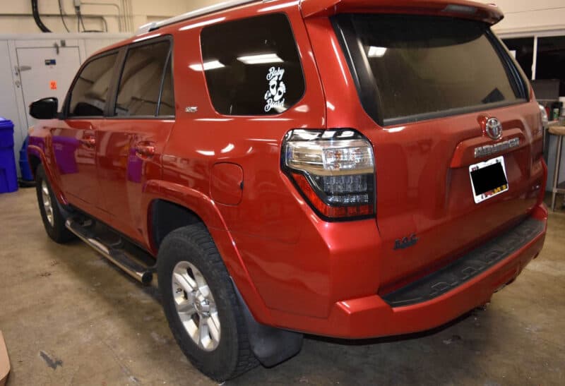 Tras la denuncia por la desaparición, comenzaron las investigaciones, una de las diligencias fue en la casa familiar, donde al encontrarse documentos de identificación falsos, 
<b>se detuvo a Keisy Robinson, quien quedó a disposición de ICE</b>. También se identificó un vehículo como sospechoso.