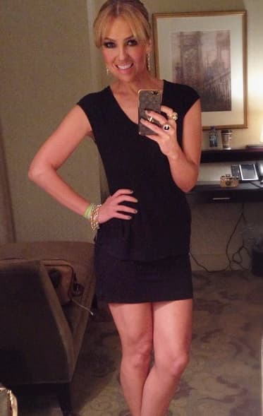 Y así es como se ve ahora. ¡Ella como los buenos vinos!