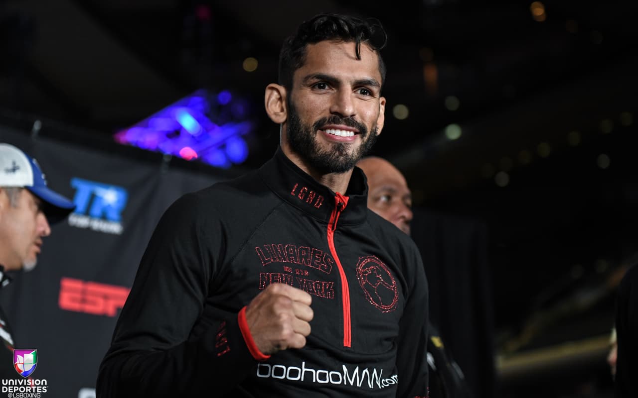 Jorge Linares y Vasyl Lomachenko pasaron la prueba en la báscula de cara a su pelea del sábado por la noche en el Madison Square Garden. Ambos pesaron 134.6 libras.